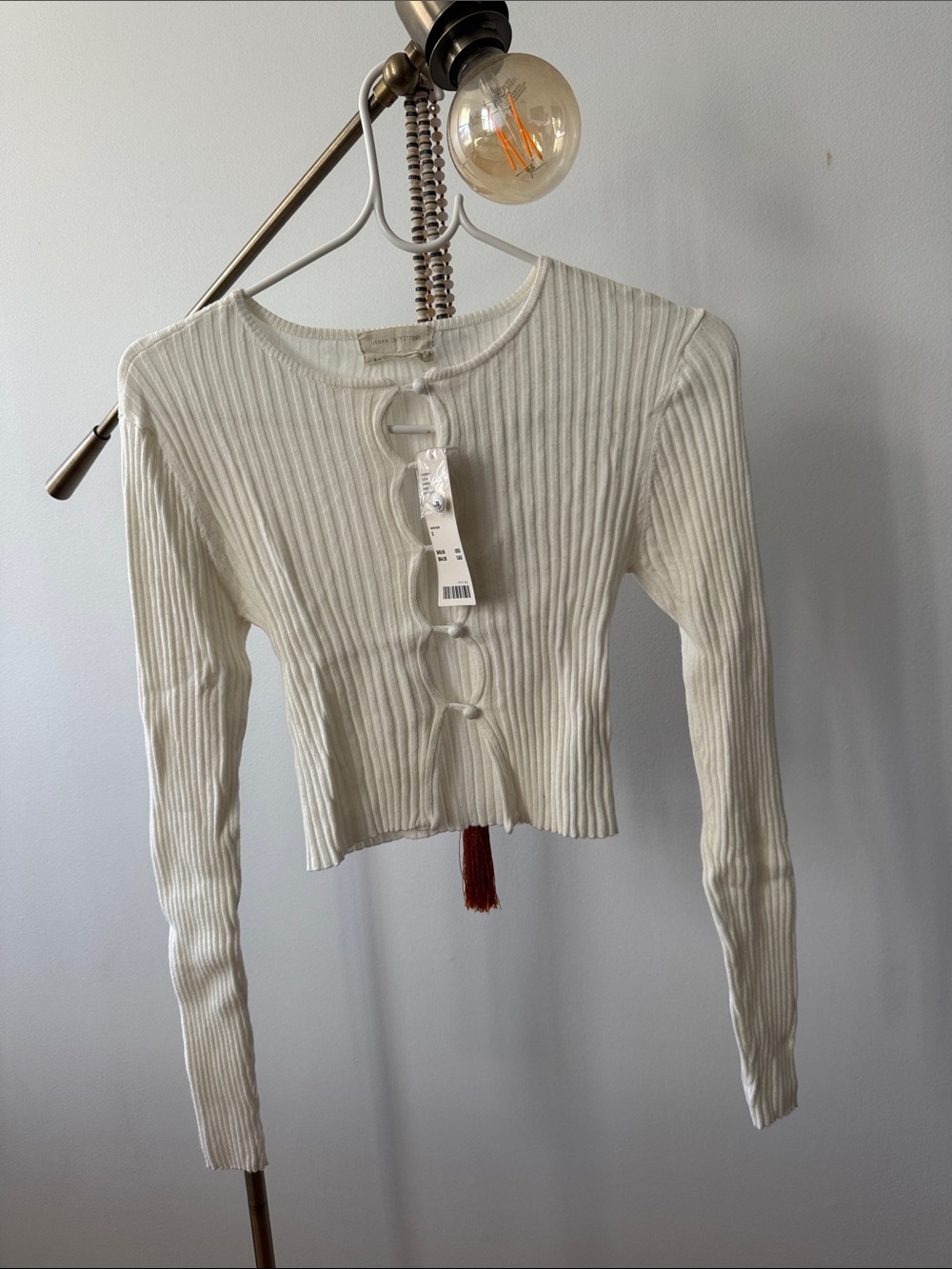 Ribbed Loop-Front Long Sleeve Top Urban Outfitters - White